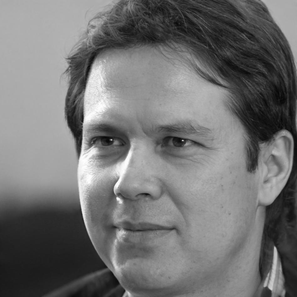 Dr. Marcus Weber, Finanzstrategie-Experte